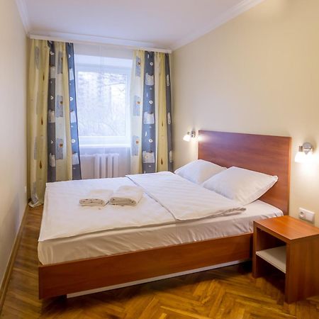 Central Apartments Kiev Buitenkant foto